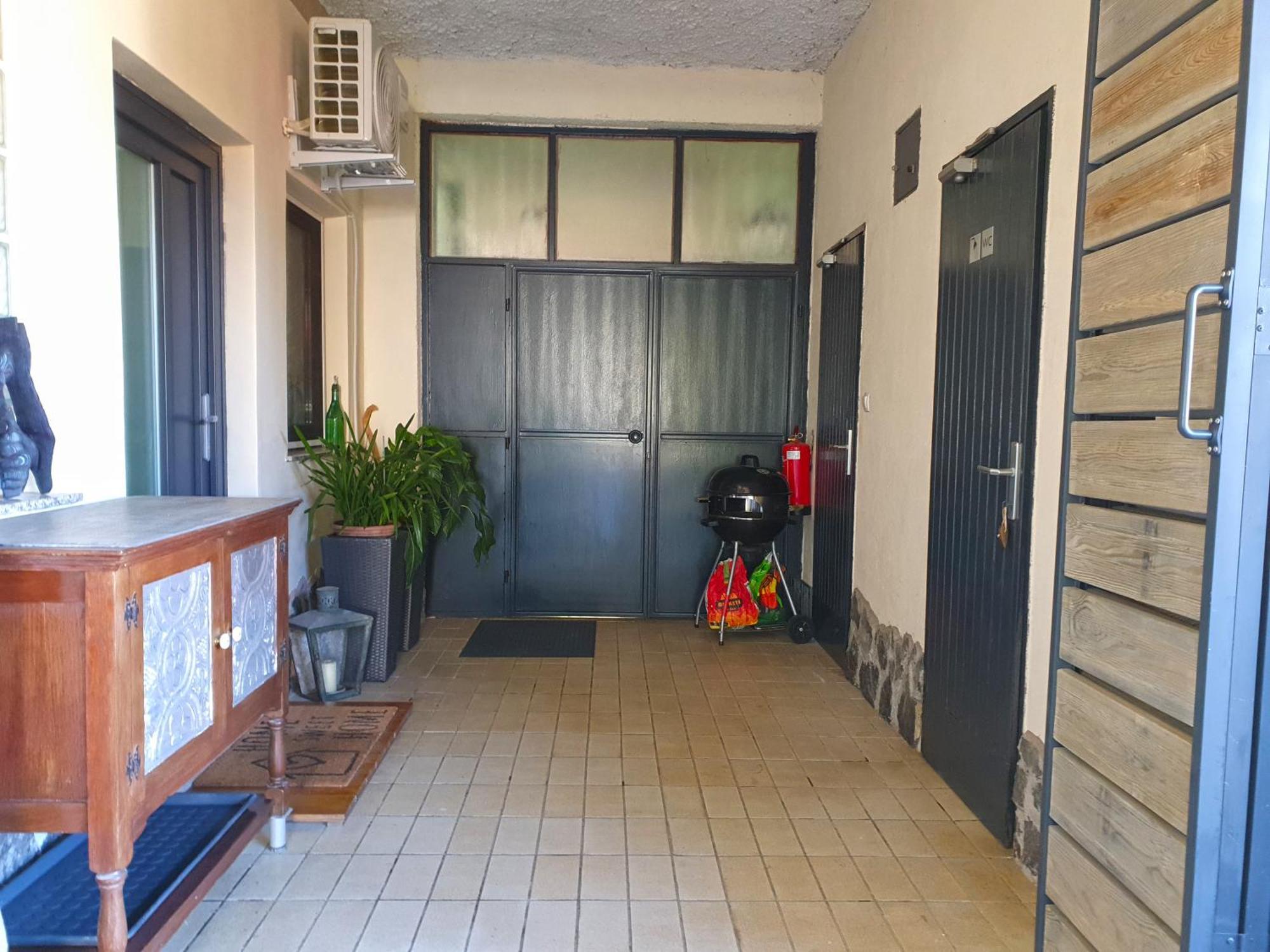 Apartment With Terrace Nona Pavla تولمين المظهر الخارجي الصورة