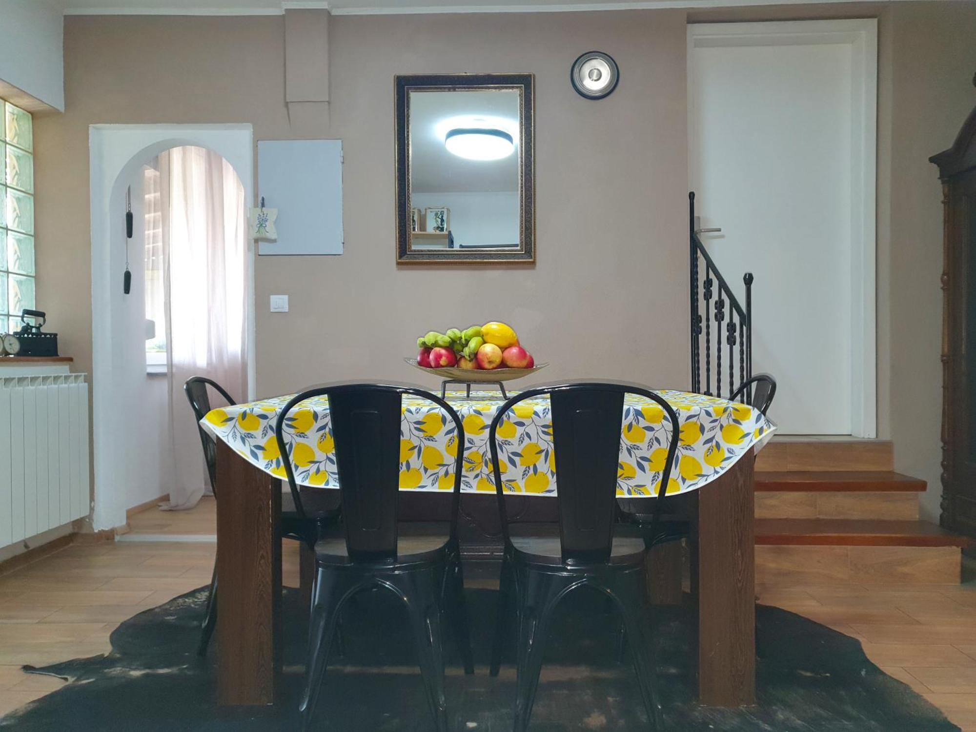 Apartment With Terrace Nona Pavla تولمين المظهر الخارجي الصورة